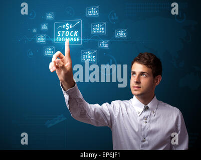 Geschäftsmann, die moderne Art der Schaltflächen drücken Stockfoto