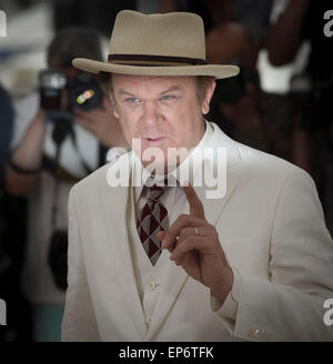 Cannes, Frankreich. 14. Mai 2015. US-Schauspieler John C. Reilly stellt bei einem Fototermin für den Film "Tale of Tales" bei den 68. Filmfestspielen in Cannes, Südfrankreich, 14. Mai 2015. Bildnachweis: Chen Xiaowei/Xinhua/Alamy Live-Nachrichten Stockfoto