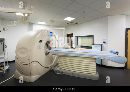 MRI Scanner Magnet-Resonanz-Tomographie Hospital Medical Imaging Abteilung im Krankenhaus Stockfoto