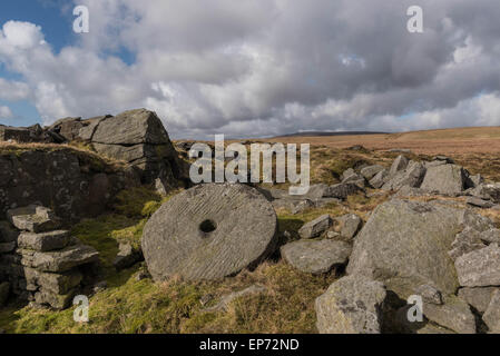 Ausrangierte Mühlstein Wald von Bowland Stockfoto