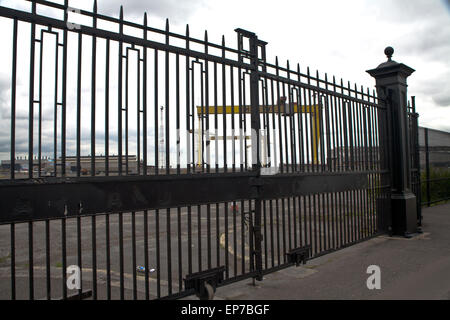 Abgeschlossenem Grundstück zur stillgelegten Harland und Wolfe Werft, Belfast. Stockfoto