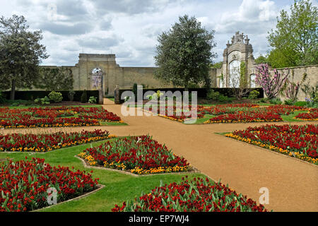 Formale Gärten im Wrest Herrenhaus und Park, Bedfordshire, Luton, Bedfordshire, UK. Stockfoto