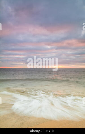 Blackpool, Lancashire, UK. 14. Mai 2015. Eine böse suchen sky den Sonnenuntergang über der irischen See Credit: Gary Telford/Alamy Live News Stockfoto