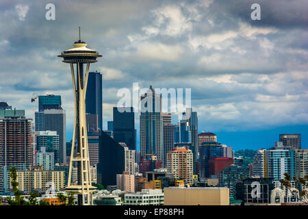 Blick auf die Skyline von Seattle aus Kerry Park in Seattle, Washington. Stockfoto