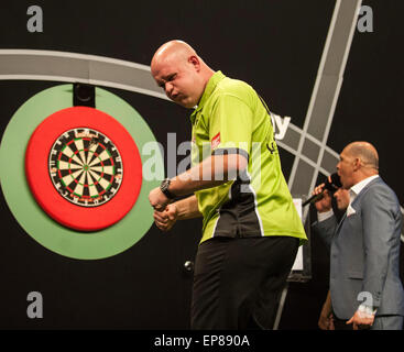 Brighton, UK. 14. Mai 2015. Betway Premier League Darts. Spieltag 15. Bildnachweis: Aktion Plus Sport/Alamy Live-Nachrichten Stockfoto