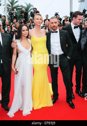 Cannes, Frankreich. 14. Mai 2015. Schauspieler Tom Hardy, Charlize Theron, Nicholas Hoult, Zoe Kravitz Mad Max: Fury Road, Premiere 68 Th Cannes Film-Festival Cannes, Frankreich 14. Mai 2015 Dit77946 Credit: Allstar Bild Bibliothek/Alamy Live-Nachrichten Stockfoto