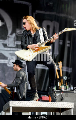 Lzzy Hale von Halestorm erklingt in 2015 Monster Energy Carolina Rebellion Stockfoto