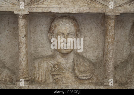 Funerary Stele. Von via Prenestina. Rom. 12:00. Römische Nationalmuseum. Palast Massimo. Rom. Italien. Stockfoto