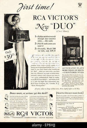 Vintage Anzeige in 1930er Jahren amerikanische Zeitschrift datiert November 1933 für RCA VICTOR radio Stockfoto