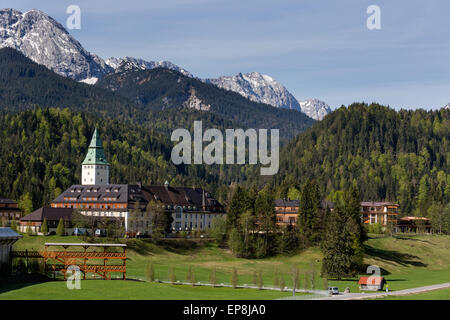 Schlosshotel Schloss Elmau, Veranstaltungsort des G7-Gipfels in 2015, Stand im Presse-Center auf der linken Seite, Klais Stockfoto