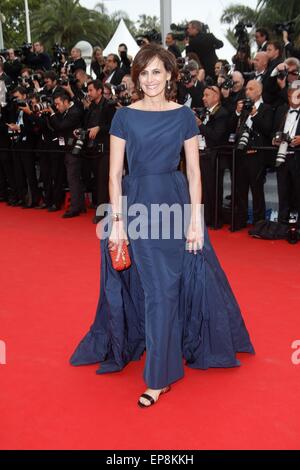 Französisches Modell Ines De La Fressange besucht die Premiere von Mad Max: Fury Road auf der 68. jährlichen Cannes Film Festival im Palais des Festivals in Cannes, Frankreich, am 14. Mai 2015. Foto: Hubert Boesl /dpa - NO-Draht-Dienst- Stockfoto