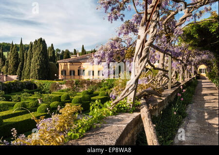 La Foce, Chianciano Terme, Toskana, Italien. Garten von Cecil Pinsent für Iris Origo und ihre Familie in den 1930er Jahren entwickelt. Stockfoto