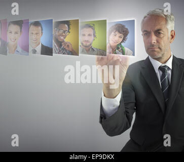 Auswahl der zukünftigen Mitarbeiter ernst Personalchefin Stockfoto