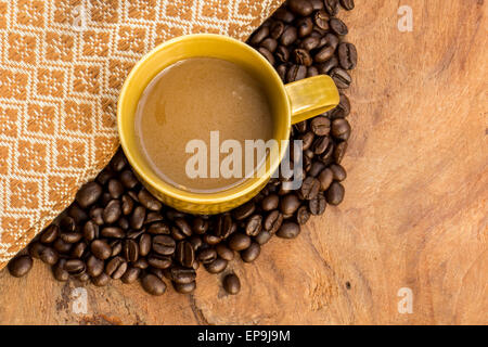 Factoring, Holz, Keramik, Kaffeebohnen, Materialien, Texturen, Baumwolle. Stockfoto