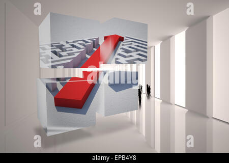 Zusammengesetztes Bild des Pfeils durch Labyrinth auf abstrakte Bildschirm Stockfoto