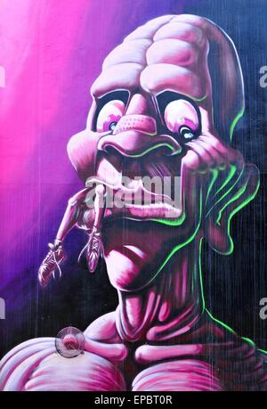 NOTTINGHAM, UK - 1. April 2015: Detail des abstrakten Graffiti Streetart Darstellung eine Monster in Nottingham East Midlands, England