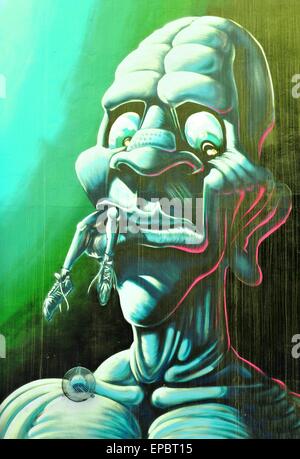 NOTTINGHAM, UK - 1. April 2015: Detail des abstrakten Graffiti Streetart Darstellung eine Monster in Nottingham East Midlands, England