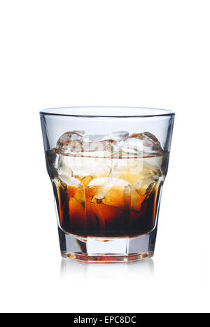 Schwarze russische alkoholische cocktail in Highball-Glas Stockfoto