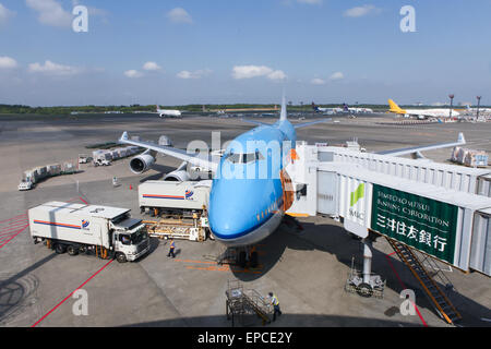 KLM Boeing 747-400 Parken am internationalen Flughafen Narita, Japan der wichtigste internationale Flughafen Stockfoto