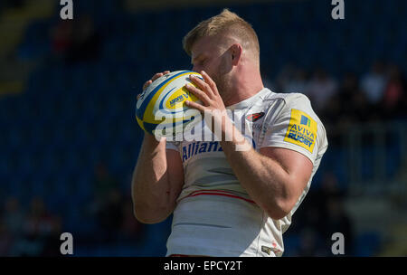 Oxford, UK. 16. Mai 2015. Aviva Premiership Rugby. London Welsh gegen Sarazenen. George Kruis gewinnt Line-out Kugel. Bildnachweis: Aktion Plus Sport/Alamy Live-Nachrichten Stockfoto