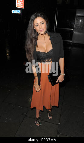 Casey Batchelor genießt einen Abend in Soho mit anderen Reality-TV-Stars Jasmin Walia und Vicky Pattison. Aber ihre Nacht sauer, schaltet, wenn Einreise Boujis Nightclub mit Kensington verweigerten: Casey Batchelor Where: London, Vereinigtes Königreich bei: Kredit-11. November 2014: Will Alexander/WENN.com Stockfoto