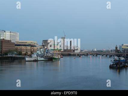 [Alexander von Humboldt II] [HMS Belfast] London. Credit: LEE RAMSDEN/ALAMY Stockfoto