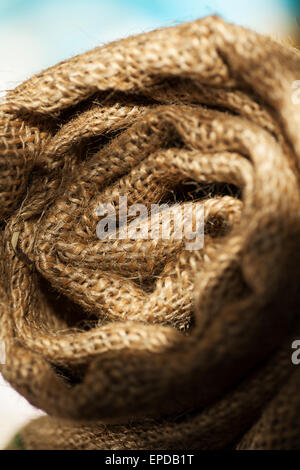 Hessischen Material (Jute/Sackleinen) aufgerollt Stockfoto