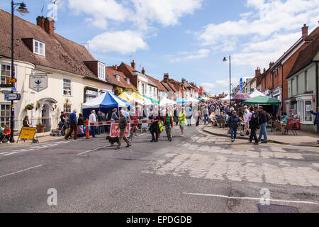 Alresford Brunnenkresse Festival, West Street, New Alresford, Hampshire, England, Großbritannien. Stockfoto