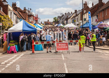 Alresford Brunnenkresse Festival, West Street, New Alresford, Hampshire, England, Großbritannien. Stockfoto