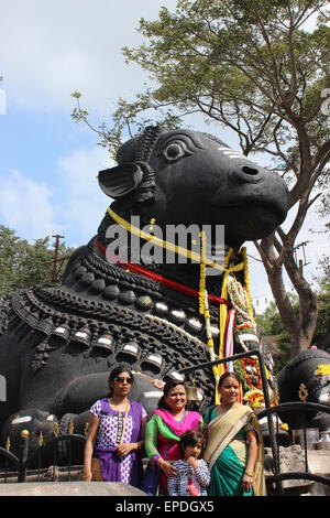 Der Tempel und der Wallfahrt Bezirk von Chamundi Hill, Mysore Stockfoto