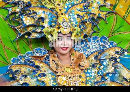 Indonesische Tänzerin im Kostüm - 16. Mai 2015 FestivalAsia, London (Lila Bhawa) Stockfoto