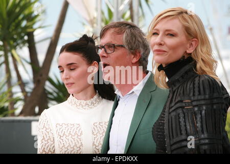 Cannes, Frankreich. 17. Mai 2015. Schauspielerin Rooney Mara, Regisseur Todd Haynes und Schauspielerin Cate Blanchett beim Photocall zum Film Carol Sonntag, 17. Mai 2015, bei den 68. Filmfestspielen von Cannes, Cannes, Frankreich. Bildnachweis: Doreen Kennedy/Alamy Live-Nachrichten Stockfoto