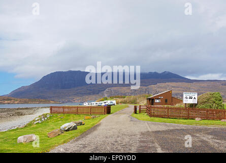 Campingplatz am Ardmair Point, in der Nähe von Ullapool, Ross-Shire, Schottisches Hochland, Schottland, Vereinigtes Königreich Stockfoto