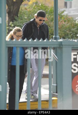 Bradley Cooper die u-Bahn New York City mit Fang: Bradley Cooper wo: Manhattan, New York, USA bei: Kredit-12. November 2014: TNYF/WENN.com Stockfoto