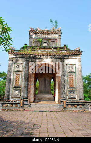 Tempel-Gateway, die imperiale Zitadelle, Hue, Vietnam Stockfoto