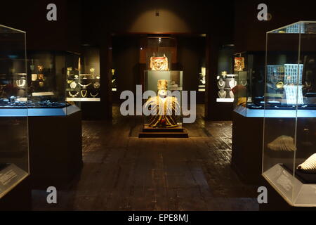 Alten präkolumbianischen Cermacis und Grafik auf dem Display in das Larco Herrera Museum in Lima, Peru. Stockfoto