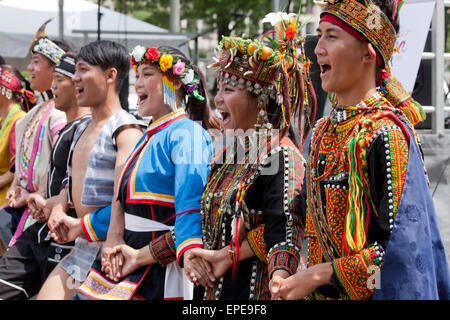 Taiwanese einheimischen Tanz-Performance im nationalen Asian Heritage Festival - Washington, DC USA Stockfoto