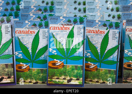 Cannabis-Kits und Produkte zum Verkauf in Amsterdam Holland Stockfoto