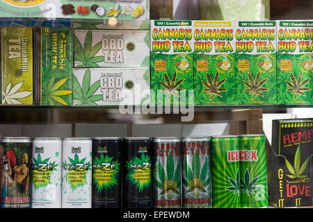 Cannabis-Kits und Produkte zum Verkauf in Amsterdam Holland Stockfoto