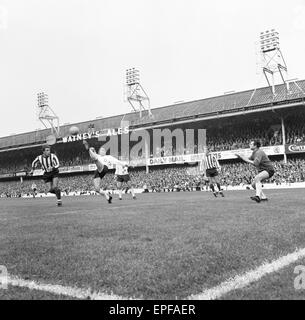 Southampton 1-0 Liverpool. Ligaspiel bei der Dell Samstag, 16. September 1967. Stockfoto