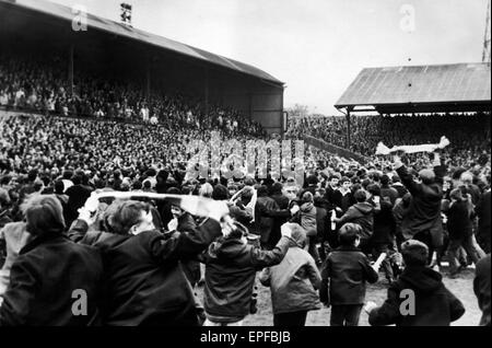 Newcastle United gegen Manchester City, League-Spiel in St James Park, Samstag, 11. Mai 1968. Endstand: Newcastle United-Manchester City FC 3-4. Manchester City-Champions. Gewinner. Stockfoto