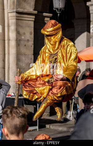 Straßenkünstler auf der Plaza Mayor in Madrid Stockfoto