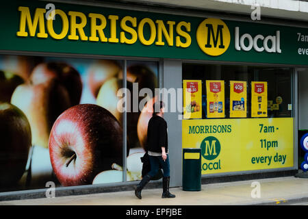 Ein Zweig der Morrisons Supermarkt in Cirencester, Gloucestershire, England UK Stockfoto