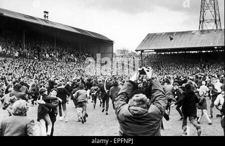 Newcastle United gegen Manchester City, League-Spiel in St James Park, Samstag, 11. Mai 1968. Endstand: Newcastle United-Manchester City FC 3-4. Manchester City-Champions. Gewinner. Stockfoto