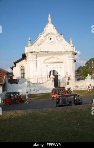 Weiß getünchte Gebäude der niederländischen ReformedChurch historische Stadt Galle, Sri Lanka, Asien Stockfoto