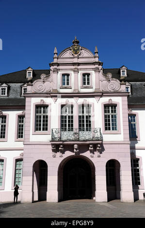 Trier, Trier, Walderdorff Palast, Vorplatz, Altstadt, Fußgängerzone, Rheinland-Pfalz, Deutschland Stockfoto