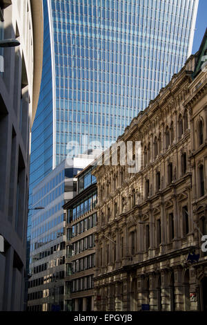 Gebäude, alte & neu, in der City of London Stockfoto