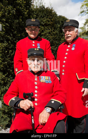 Chelsea Rentner besuchen RHS Chelsea Flower Show 2015. Stockfoto