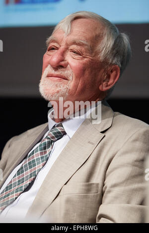 TURIN, Italien - 16.Mai: Schriftsteller Lars Gustafsson am Salone del Libro, internationale Buchmesse am 16. Mai 2015 in Turin. Stockfoto