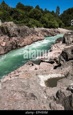 Blick in den Buller River bei Akiri fällt, Murchison, Neuseeland. Stockfoto